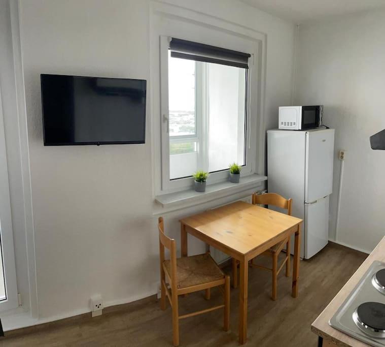 Max Appartements Neubrandenburg Ngoại thất bức ảnh